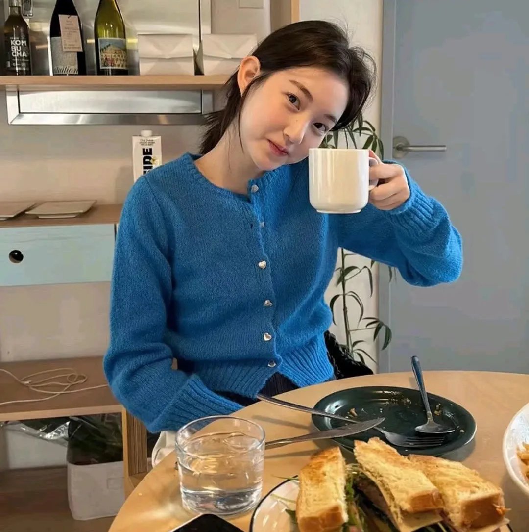 高冷校草他成恋爱脑了