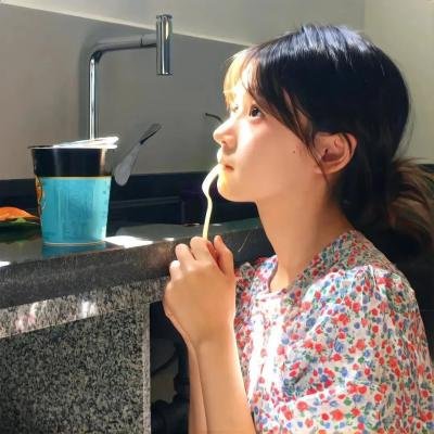 离婚后，前夫哭着求上位